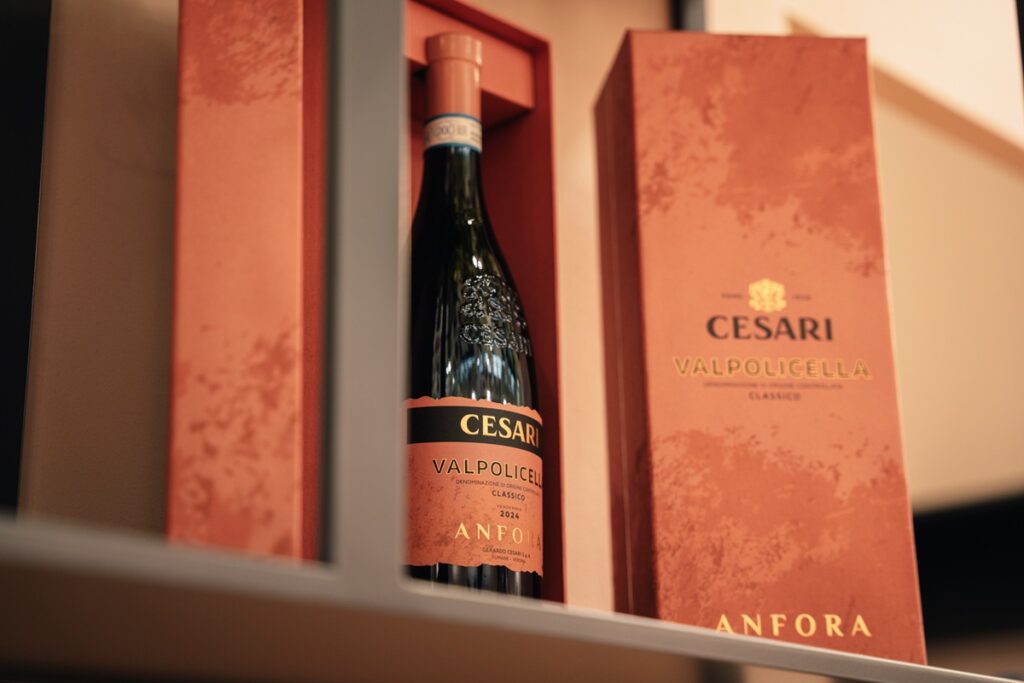 Valpolicella Classico Anfora Cesari Vinitaly